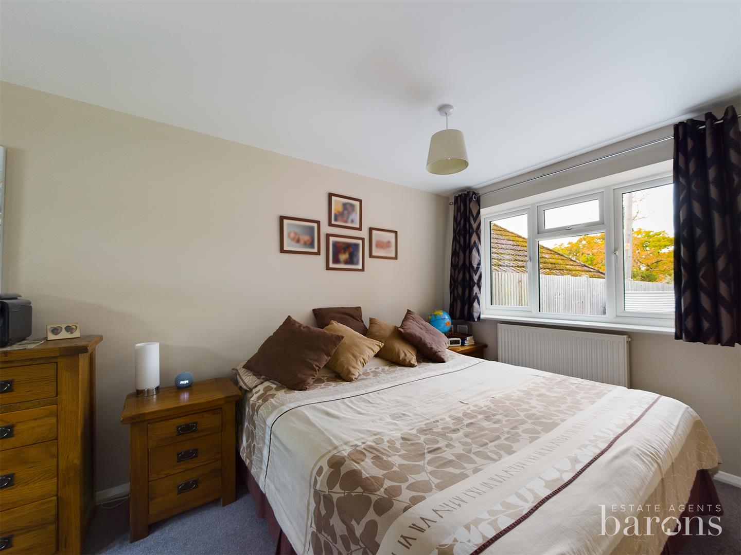 3 Bed Bungalow Detached, Reading Road, Chineham, Basingstoke Barons